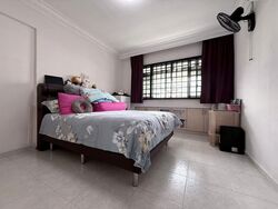 Blk 827 Jurong West Street 81 (Jurong West), HDB Executive #590935491